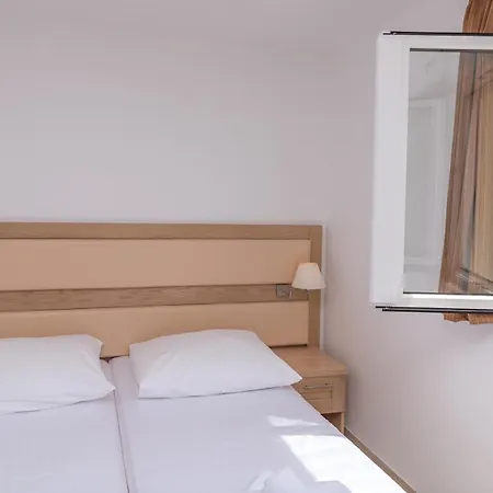 Porto Samaria Lägenhet