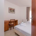 Porto Samaria דירה *