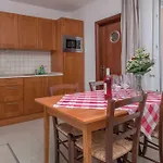 Porto Samaria * טרוגיר