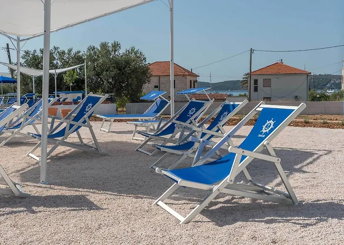 Porto Samaria * Trogir